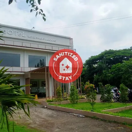 Oyo 90102 Edotel Hotel By Dbest Hospitality